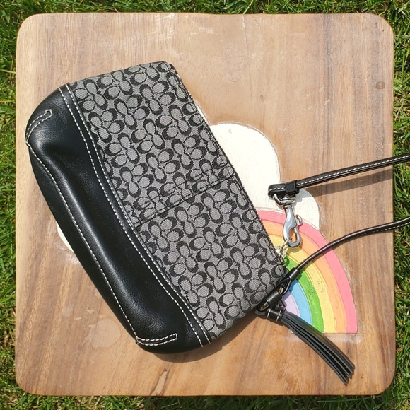 ♻️DONATED ♻️ Coach Wristlet - Picture 1 of 9